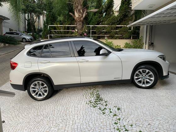 BMW X1 2.0 16V TURBO ACTIVEFLEX SDRIVE20I 4P AUTOMÁTICO BMW X1 2.0 16V TURBO ACTIVEFLEX SDRIVE20I 4P AUTOMÁTICO